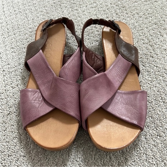 Bueno Flat sandals purple lilac Cross strap slingback - Picture 1 of 4